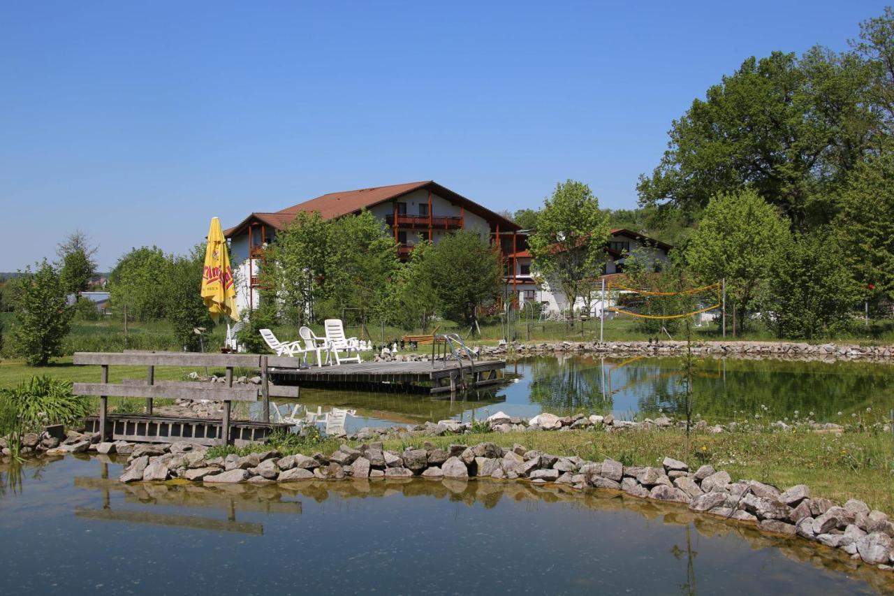 Villa Waldeck เอปพิงเกน ภายนอก รูปภาพ